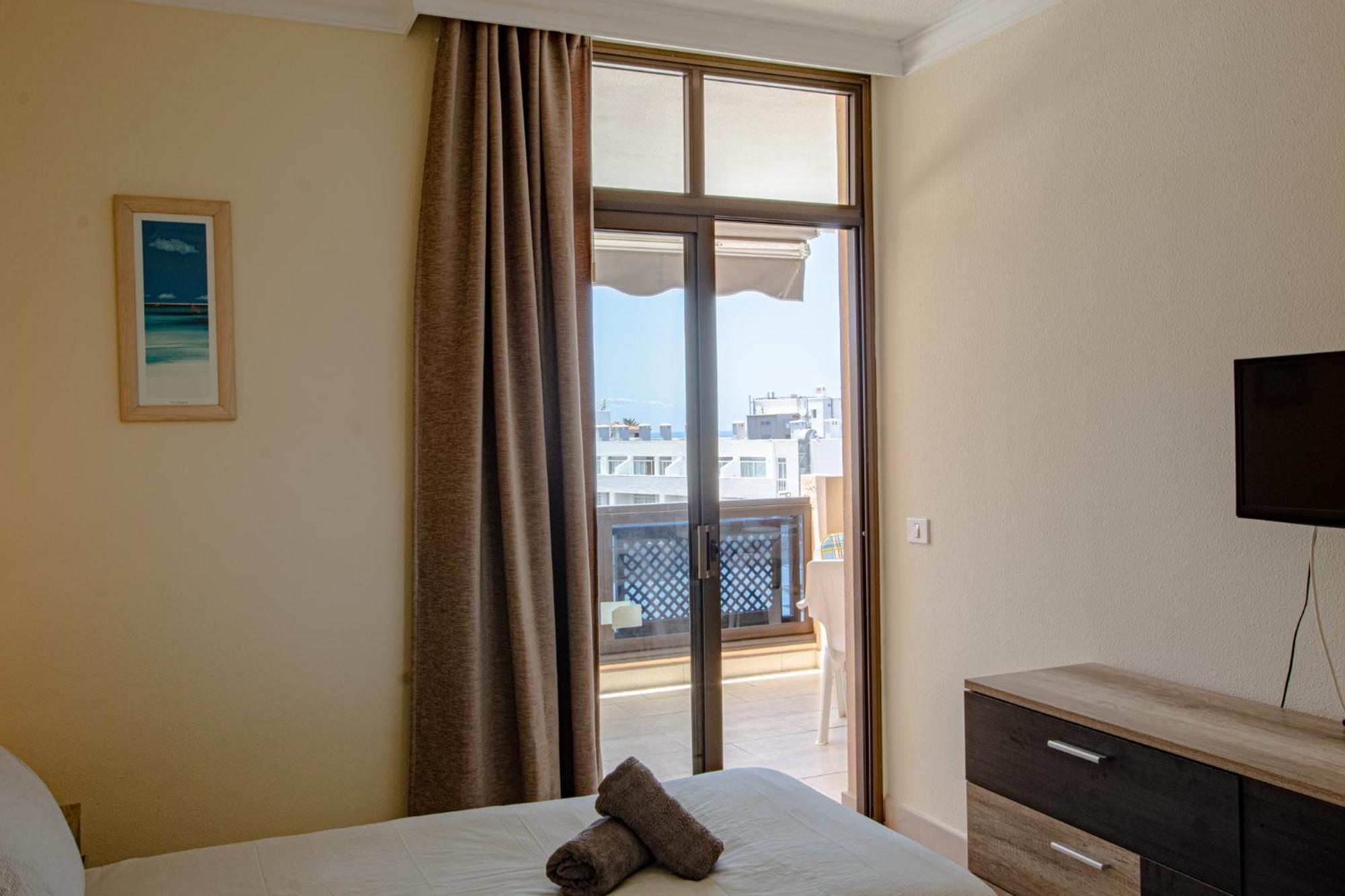 Beautiful Sunset Apt By Dream Homes Tenerife Puerto de Santiago  Εξωτερικό φωτογραφία